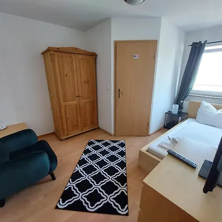 Brauereigasthof Schluesselkeller Мини-отель *